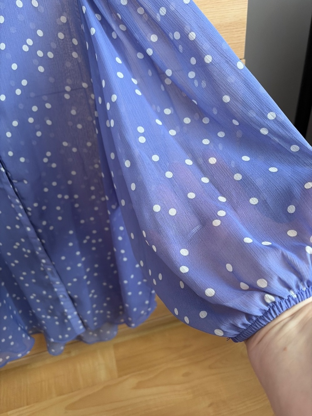 Ladies blouse - Picture 3 of 4